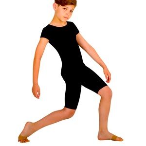 Body Wrappers boys fitted dance shirt size 9-10 in black. Style B190. Used.